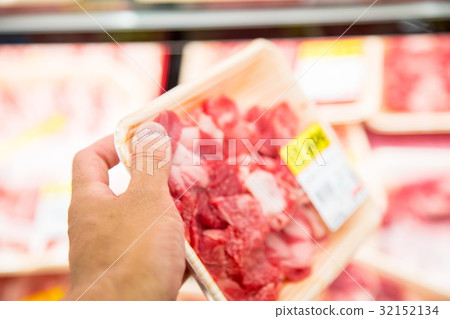 Beef Butcher Meat Sales Meat Meat Store Supermarket Department Store 32152134