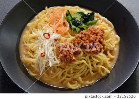 美味的涼拌麵條 32152526