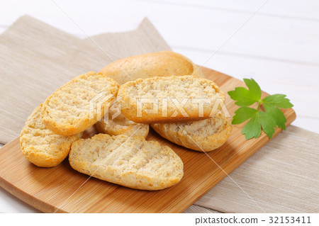 pile of crispy rusks 32153411