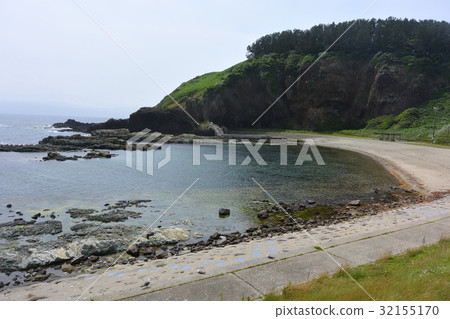 “Tobishima Beach”位於偏遠的島嶼上 32155170