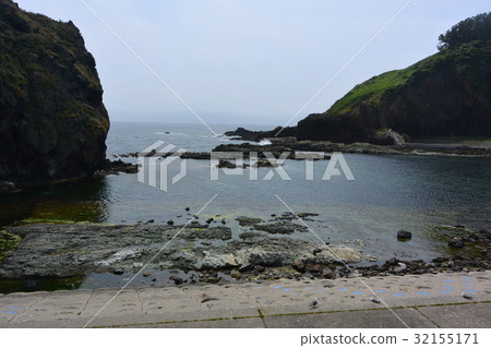 “Tobishima Beach”位於偏遠的島嶼上 32155171