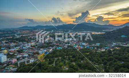 Khao Rang viewpoint landmark of Phuket town. Khao Rang viewpoint landmark of Phuket town. 32158014