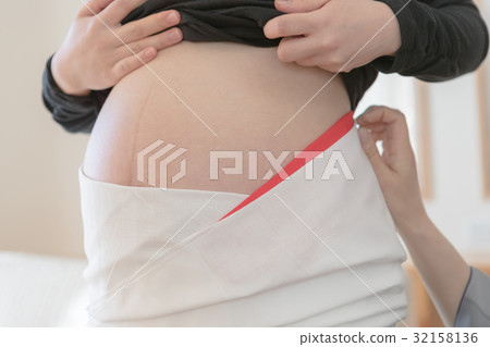 懷孕 孕婦 人 32158136