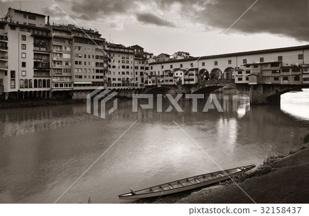 Florence Ponte Vecchio Florence Ponte Vecchio 32158437
