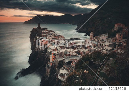 Vernazza sunset in Cinque Terre Vernazza sunset in Cinque Terre 32158626