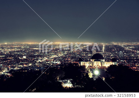 Los Angeles at night Los Angeles at night 32158953