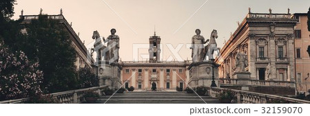 Piazza del Campidoglio 32159070