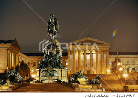 Philadelphia Art Museum 32159467