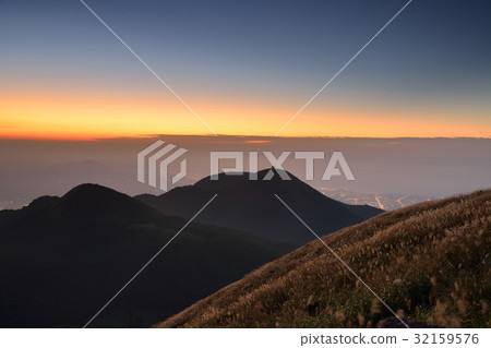 Taipei Area 32159576