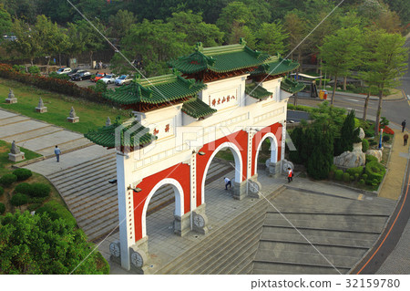 Central Taiwan 32159780