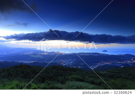 North of Taiwan 32160624