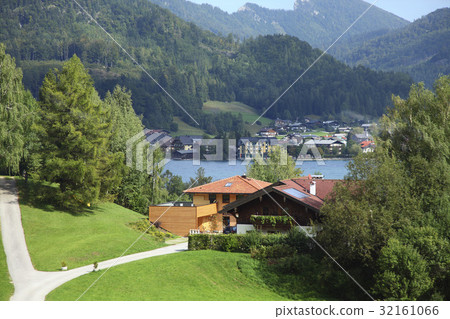 Austria Austria 32161066