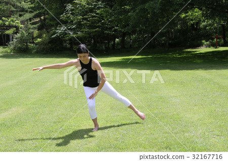 巴雷頓瑜伽 32167716