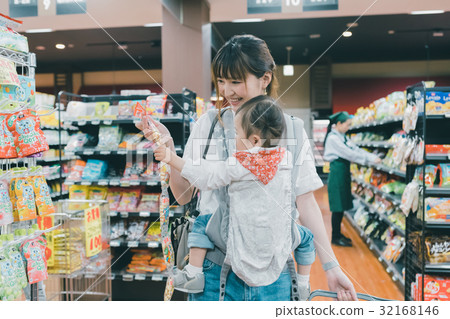 supermarket, super market, infant 32168146