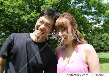 情侶運動 32169850