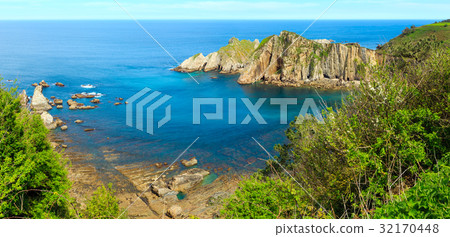 Atlantic Ocean coastline (Spain). Atlantic Ocean coastline (Spain). 32170448