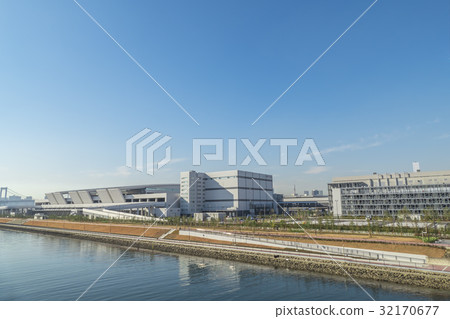 Toyosu Market Fisheries Building 32170677