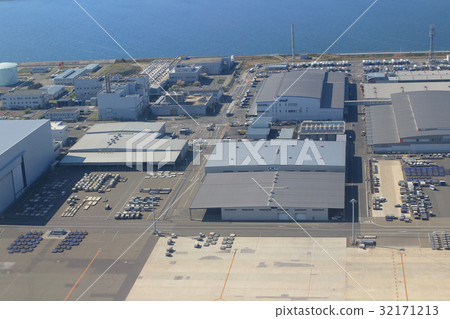 View from Window Plane in the Kansai Airport 32171213