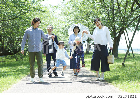 第三代家庭 32171821