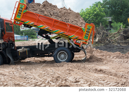 Land transporter to reclaim land to prepare the co Land transporter to reclaim land to prepare the co 32172088