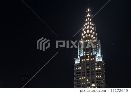 Grand Central Terminal facade from Park Avenue 32172649