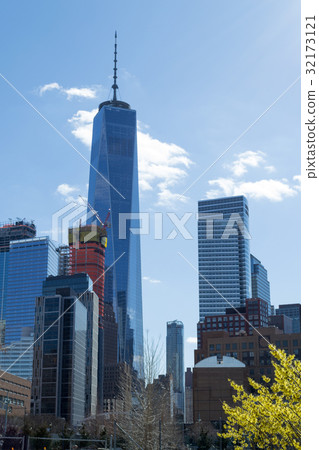 Views of the financial district from Tribeca (NYC) Views of the financial district from Tribeca (NYC) 32173121