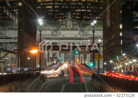 Grand Central Terminal facade from Park Avenue Grand Central Terminal facade from Park Avenue 32173126