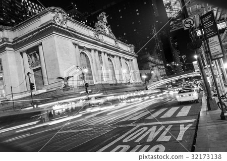 Grand Central Terminal facade from Park Avenue Grand Central Terminal facade from Park Avenue 32173138