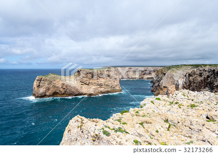 Cliffs by Saint Vincent Cape (Portugal) 32173266