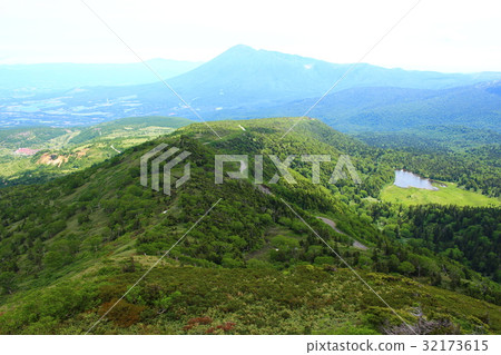 從山頂看岩手山的看法 從山頂看岩手山的看法 32173615