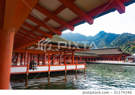 Itsukushima shrine Itsukushima shrine 32174346
