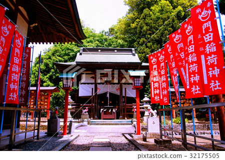 Kadota Inari Shrine (Japan's Three Major Edge Cut Inarage) Worship Hall (Ashikaga City, Tochigi Prefecture) Kadota Inari Shrine (Japan's Three Major Edge Cut Inarage) Worship Hall (Ashikaga City, Tochigi Prefecture) 32175505