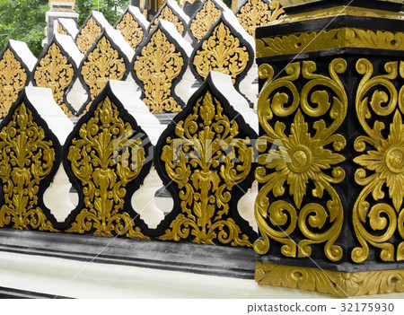 DECORATED WALL 32175930