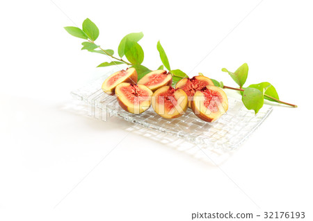 Seasonal fruits August cut Variety: Sawyamitsu Hime 32176193