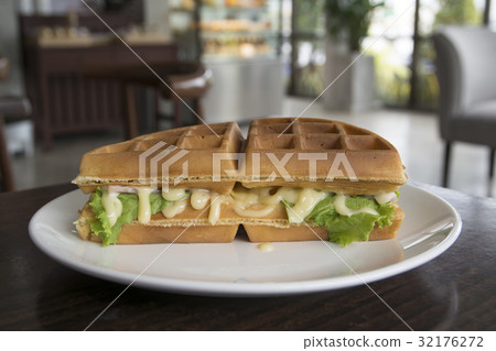 Hole wheat Belgium waffle horizontal view Hole wheat Belgium waffle horizontal view 32176272