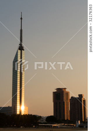 Fukuoka Tower 32176363