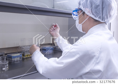 Researcher, Experimental facility, Medical, Tester, Clinical trial, Image material 32177676