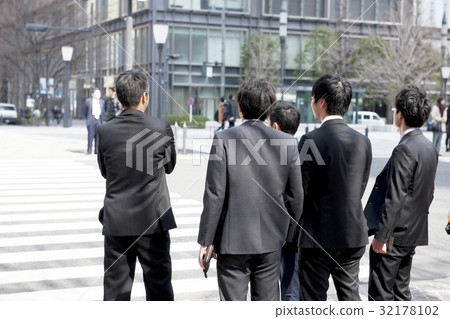 勞動人民 32178102