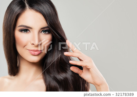 Healthy Smiling Brunette Model with Healthy Hair 32178389