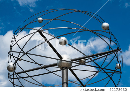 olar system sculpture, olar system sculpture, 32178680