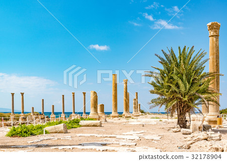 Al Minor ruins (Lebanon, teal) Al Minor ruins (Lebanon, teal) 32178904