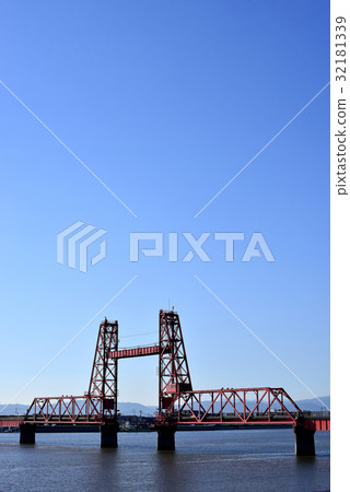 Chikugo River rising bridge 32181339