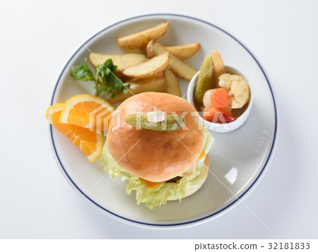 Hamburger Hamburger 32181833