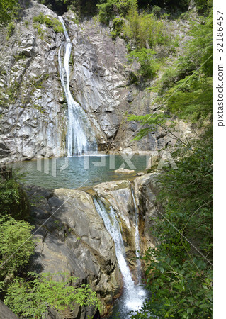 Tateki no Taki Otaki Musume Falls Tateki no Taki Otaki Musume Falls 32186457