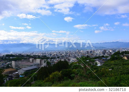 Nagano city skyline 32186718