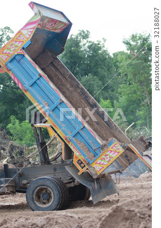 Dump truck to soil to improve the soil. For constr Dump truck to soil to improve the soil. For constr 32188027