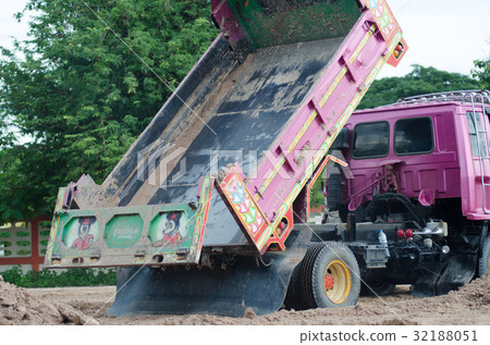 Dump truck to soil to improve the soil. For constr Dump truck to soil to improve the soil. For constr 32188051