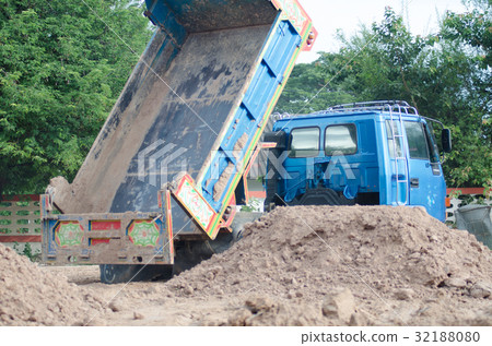 Dump truck to soil to improve the soil. For constr Dump truck to soil to improve the soil. For constr 32188080
