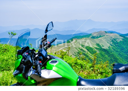 Bike trip (Nakatsu Akamayama) 32189396