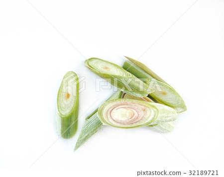 Lemon grass isolated Lemon grass isolated 32189721